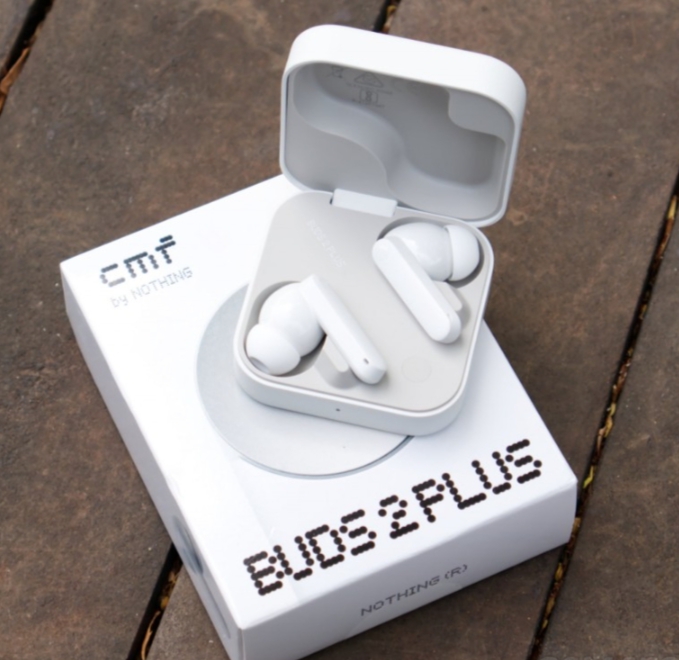 Nothing cmf buds 2 plus 